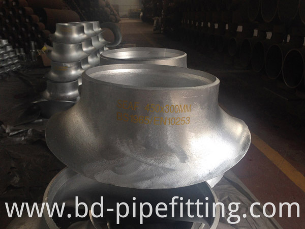 Alloy pipe fitting (586)